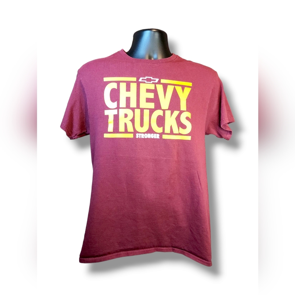 Chevrolet Licensed Men's GM Chevy Trucks Short Sleeve T-Shirt Size Medium Maroon